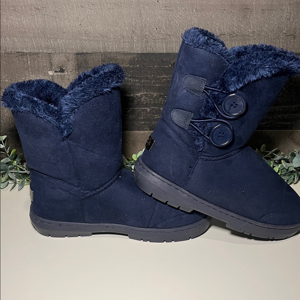 Holly brand Navy Blue Furry Winter Boots EU38